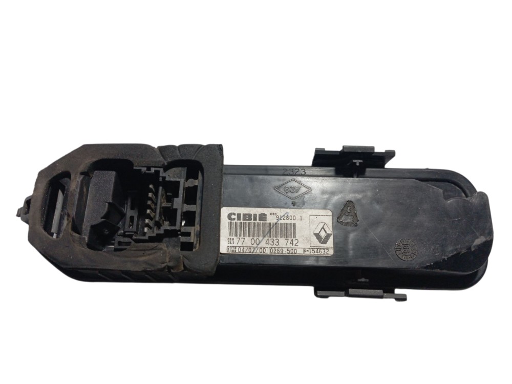 Soquete Lanterna Traseira Esquerda Renault Clio 2001 – Preto 5