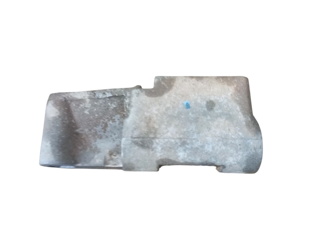 Suporte Alternador Gm Celta Cobalt Corsa Montana 2003 A 2012 2