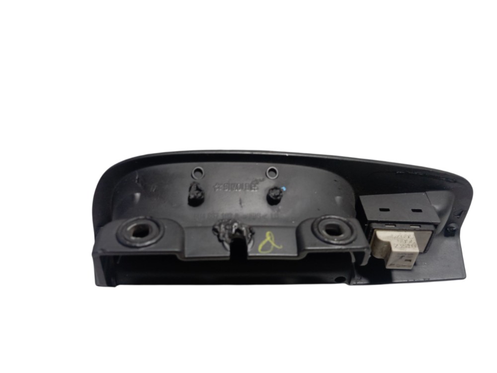 Acabamento Forro Porta Botão Vidro Dianteira Direita Vw Fox 6