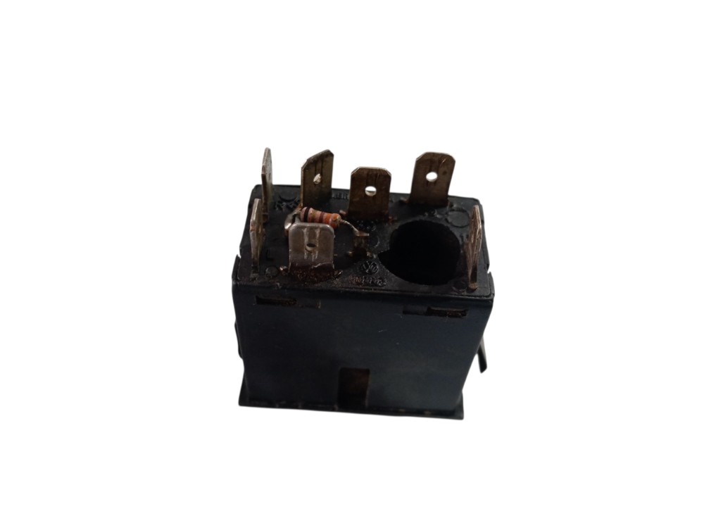 Botão Pisca Alerta Interruptor Cl Vw Gol Voyage 1984 A 1994 Preto 5