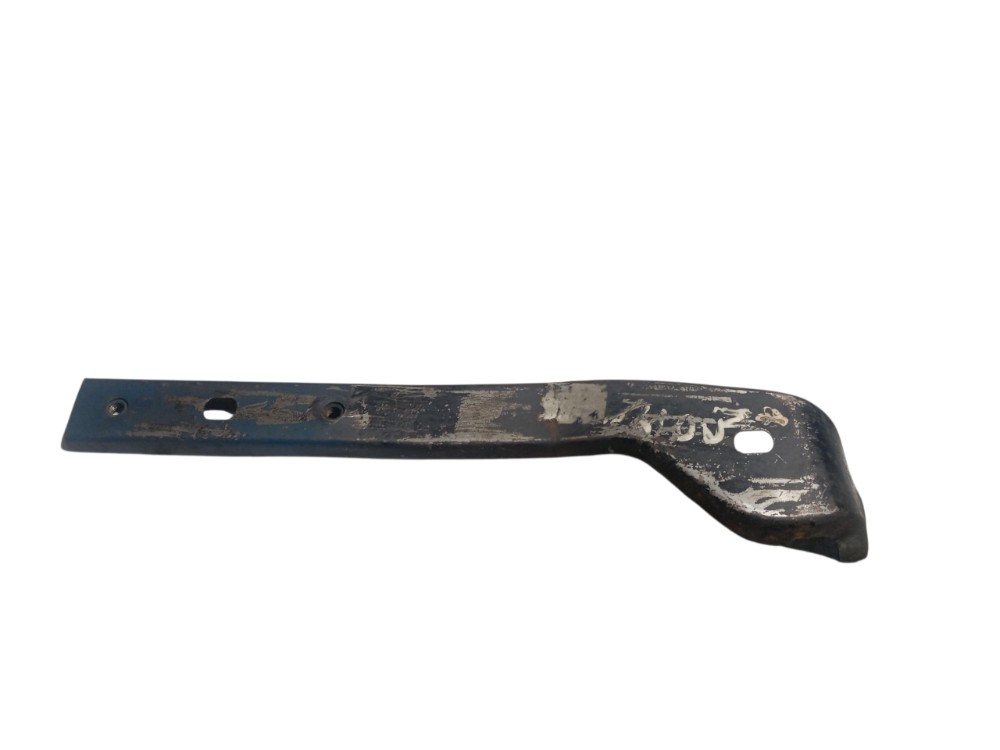 Suporte Parachoque Dianteiro Gm Monza Tubarao 1