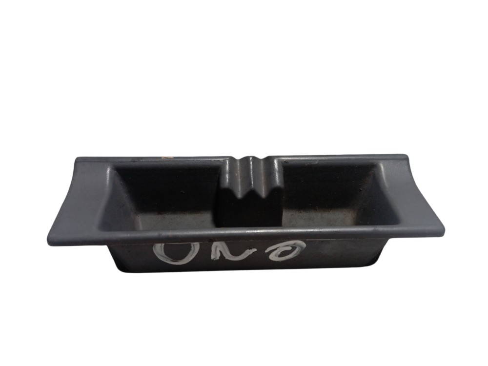 Moldura Cinzeiro Painel Porta M Fiat Fiorino Uno 2