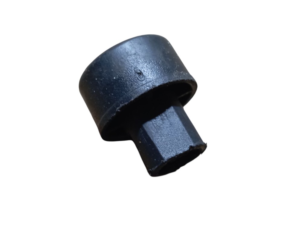 Pino Plastico Decorativo Roda Vw Gol Parati Saveiro 2