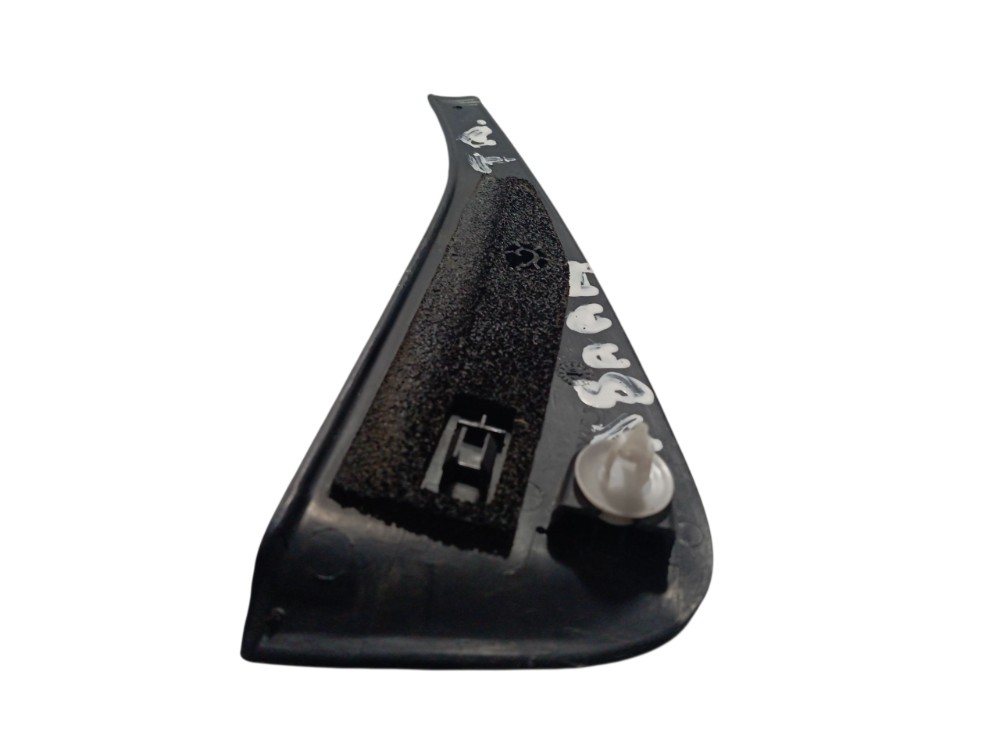 Acabamento Coluna Traseira Direita Citroen Xsara Picasso 08 Preto 7