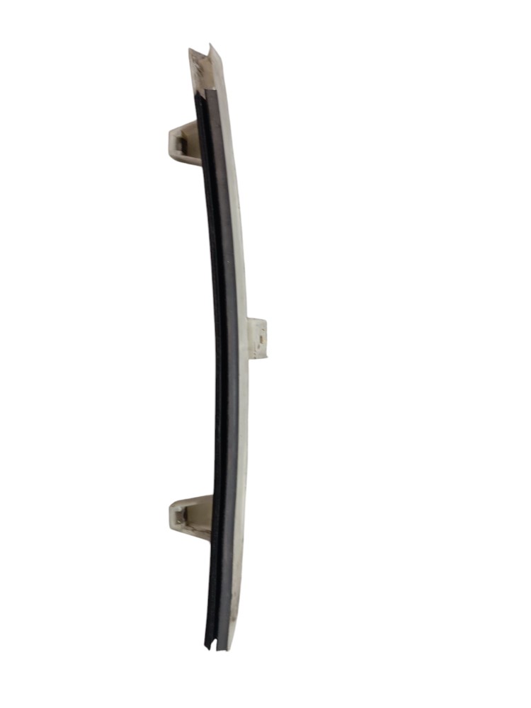Canaleta Guia Vidro Porta Direita Fiat Uno 2006 Branco 3