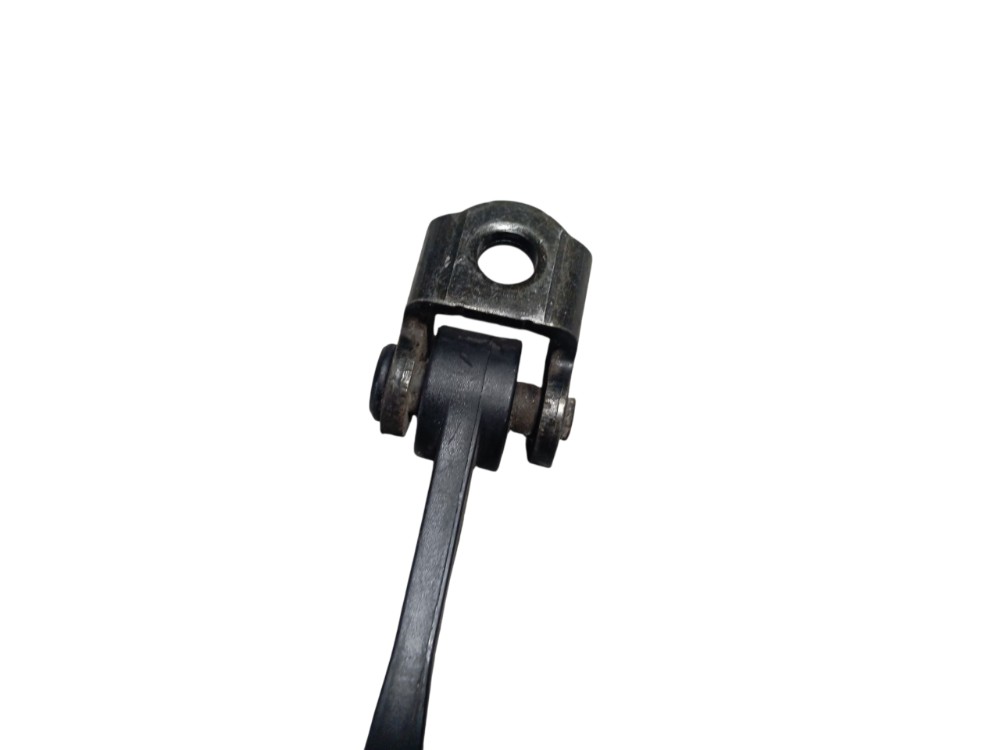 Limitador Porta Dianteira Esquerdo Ford Fiesta 2004 4