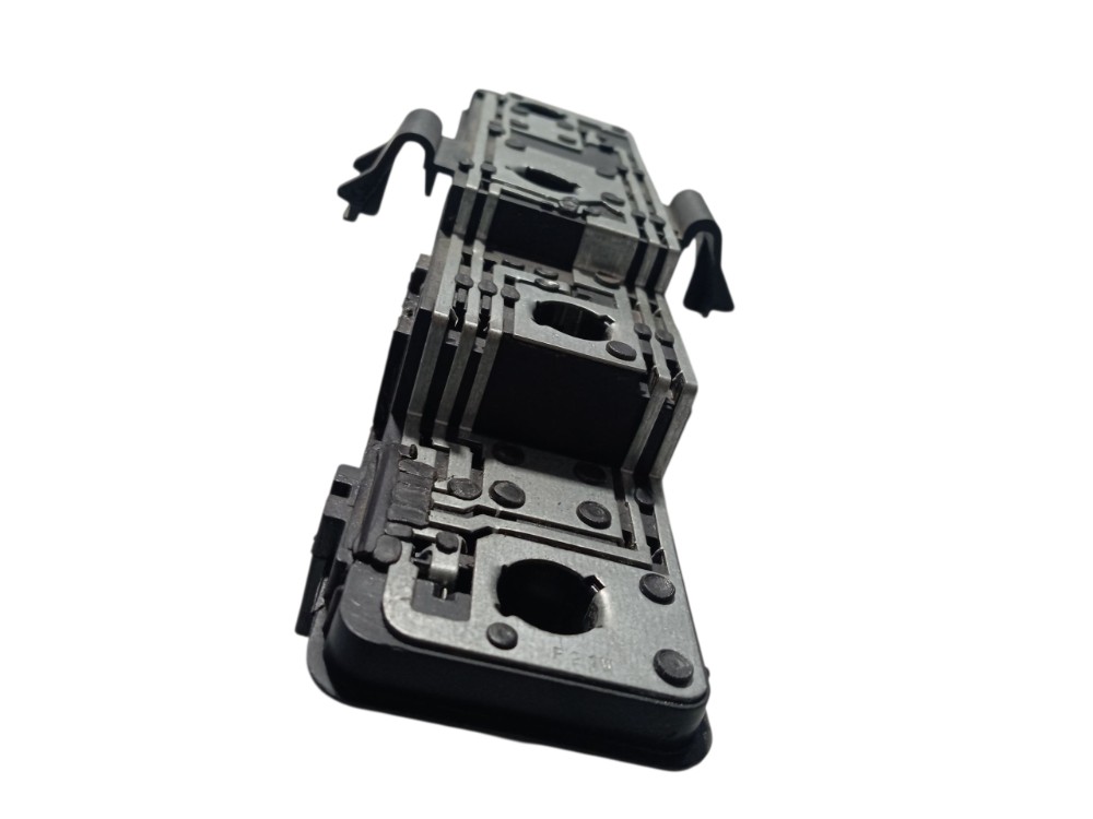 Soquete Lanterna Traseira Direita Citroen Xsara Picasso Preto 2
