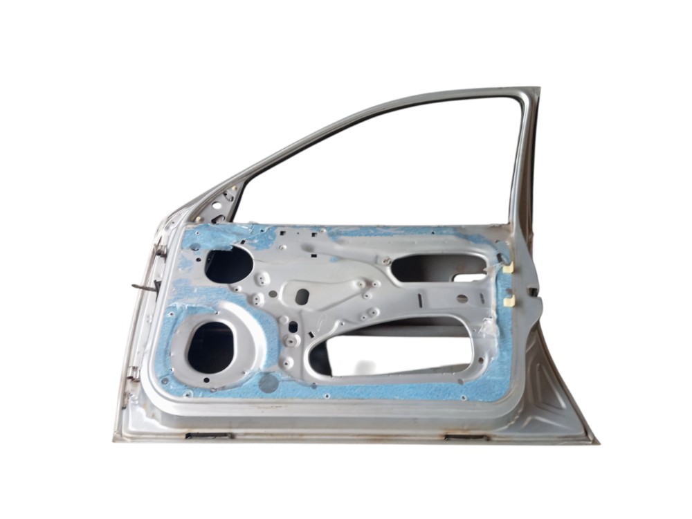 Porta Dianteira Direita Gm Corsa 6