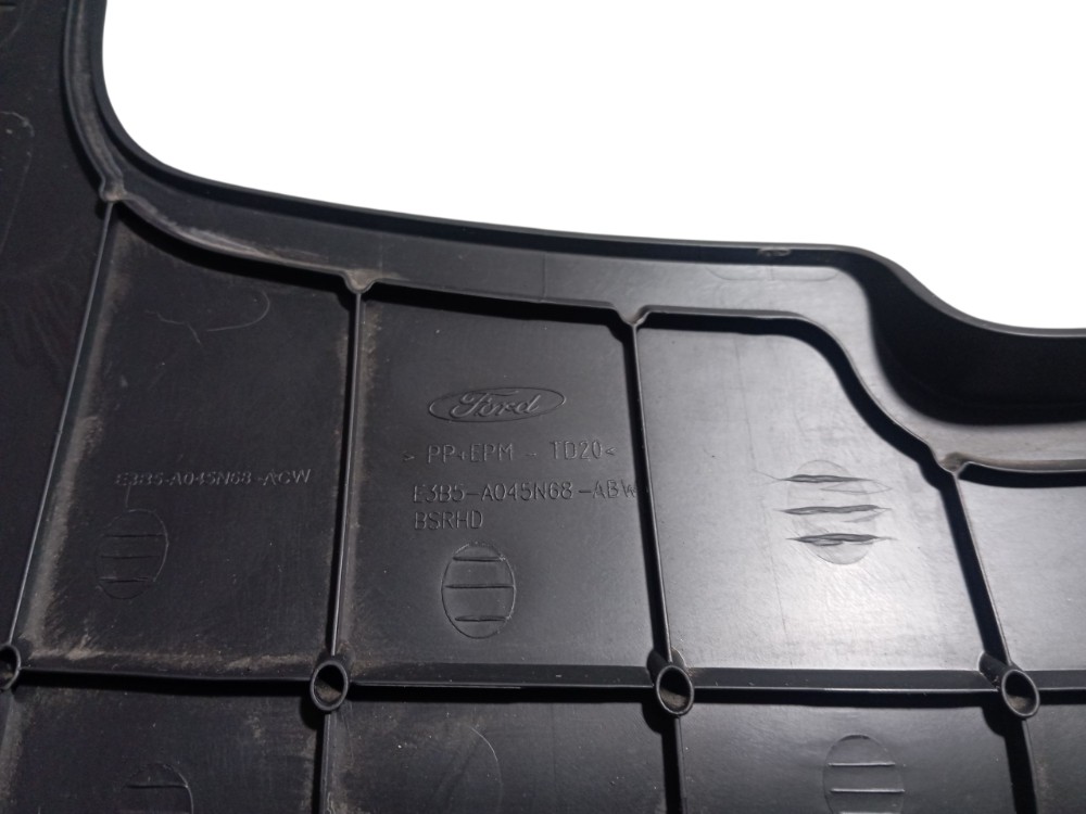 Acabamento Inferior Moldura Volante Chav Ford Ka 2015 A 2019 Preto 4