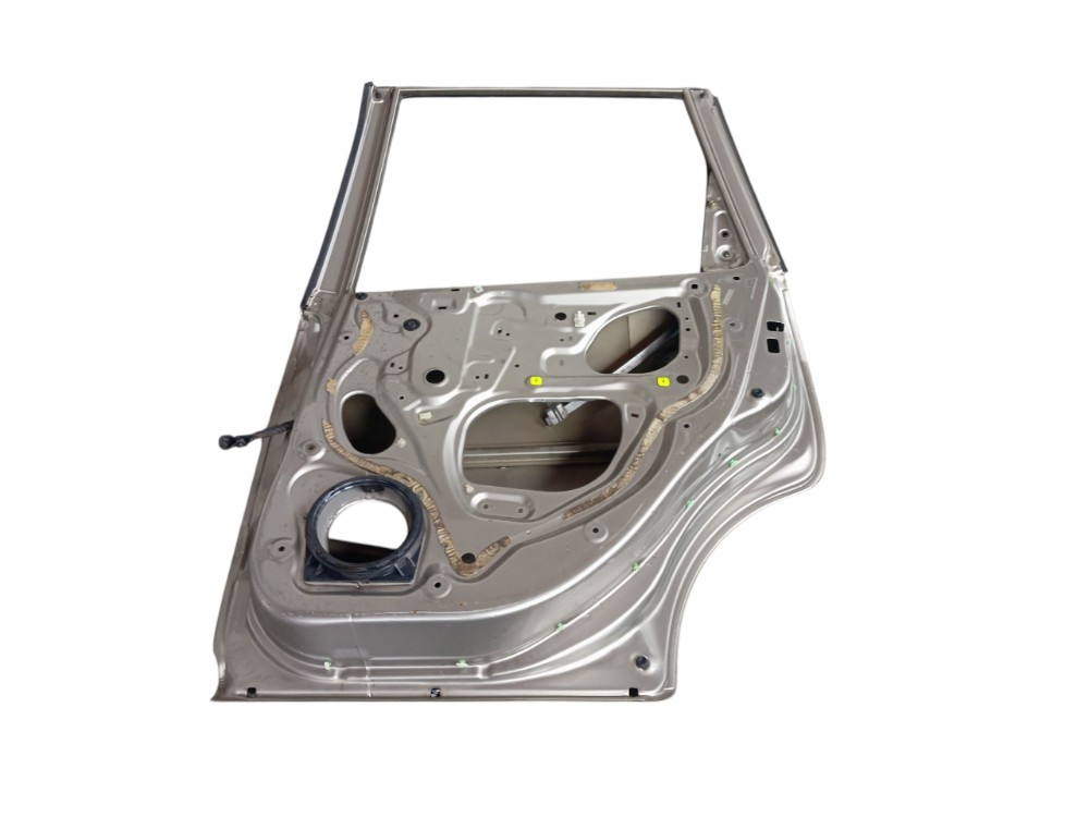 Porta Traseira Direita Honda Fit 2004 Com Detalhes Traseira Direita Prata 7