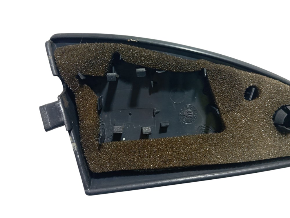 Acabamento Interno Retrovisor Esquerdo Fiat Brava 2000 4