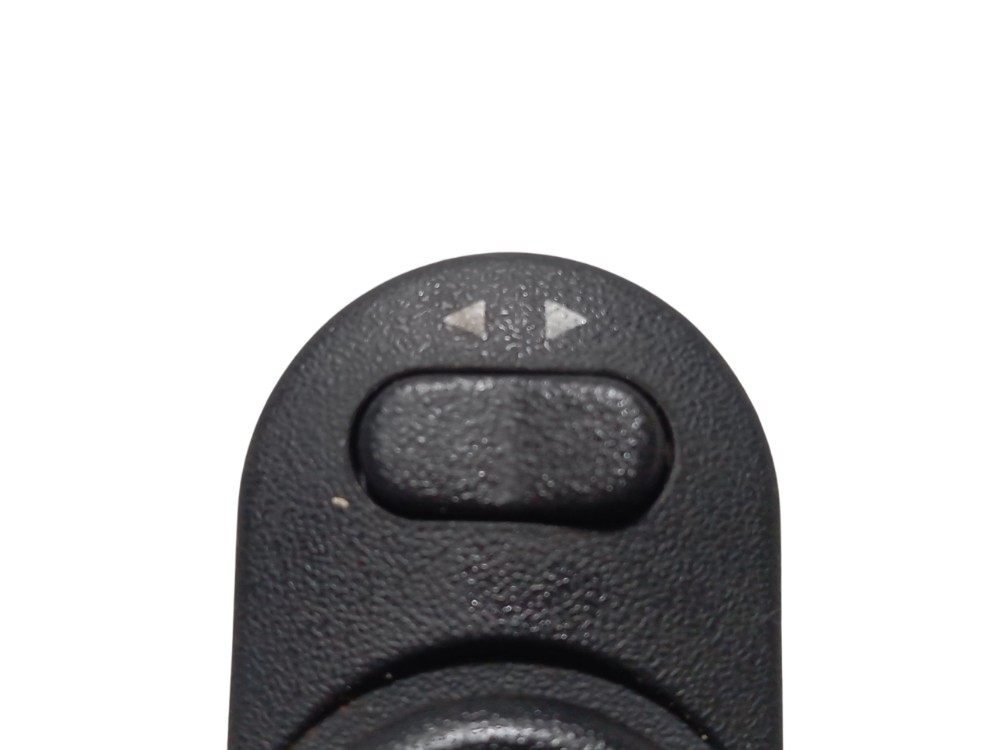 Botão Retrovisor Elétrico Esquerda Gm Corsa 3