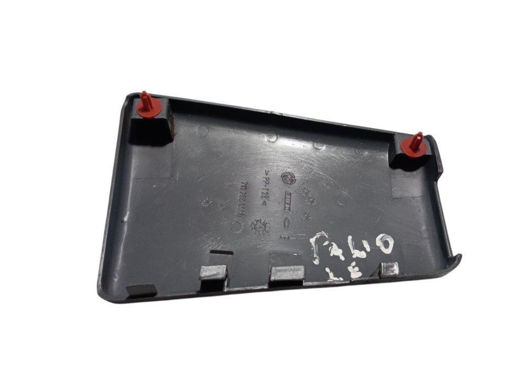 Acabamento Coluna Esquerda Fiat Palio 3
