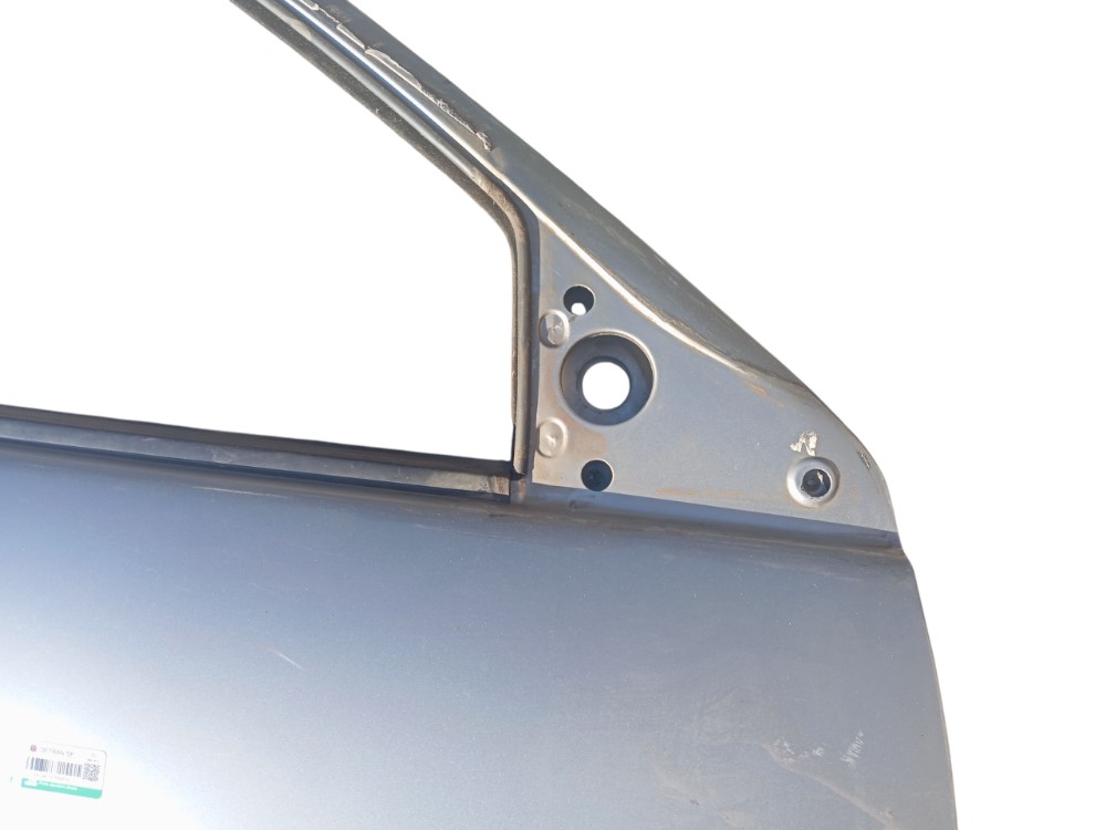 Porta Dianteira Direita Gm Corsa 2 Portas  Dianteira Direita Prata 3