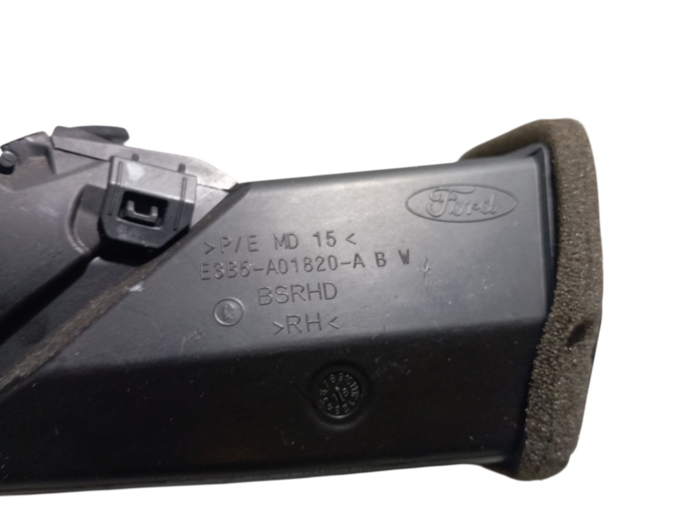 Difusor Ar Direito Central Ford Ka 2015 A 2020 Preto 7