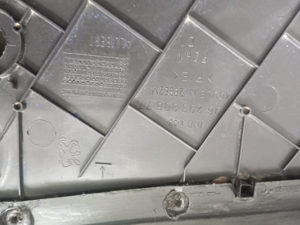 Forro Porta Traseiro Direito Peugeot 206 207   2001 A 2015 5