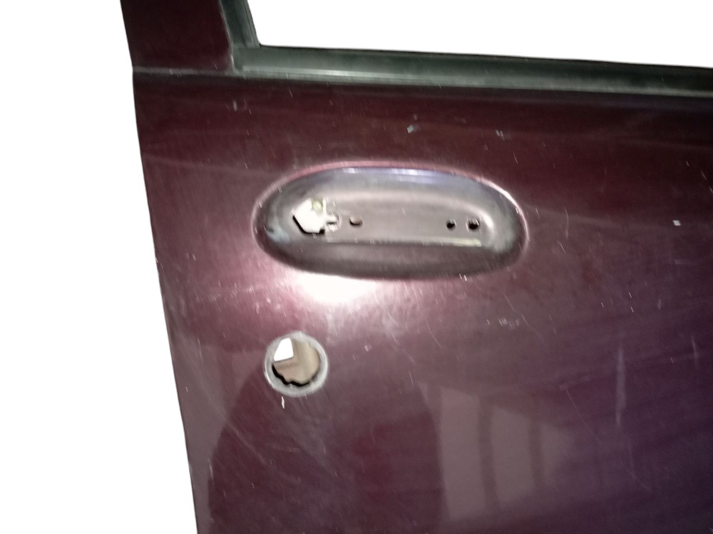 Porta Dianteira Direita Fiat Palio Siena 1999 Com Detalhes  Dianteira Direito Vinho 5