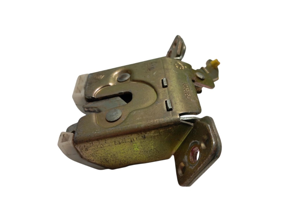 Fechadura Tampa Traseiro Porta Malas Wi Gm Corsa 1994 A 2002 3