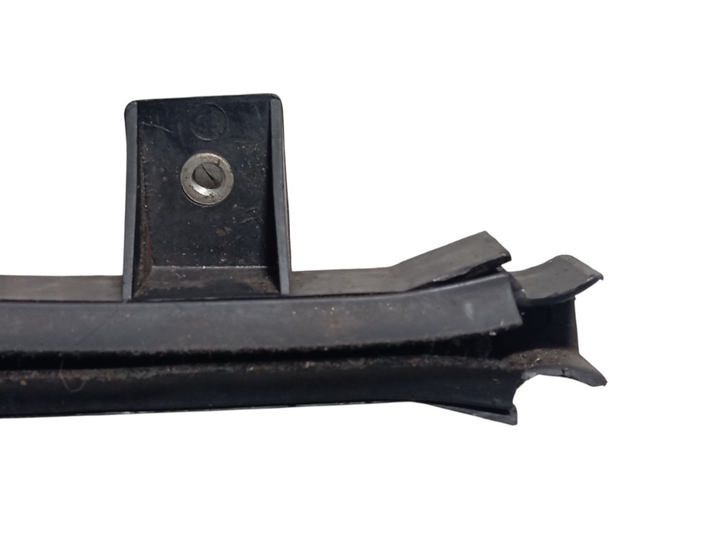Guia Vidro Dianteiro Canaleta Porta E Fiat Palio 2001 A 2010 Preto 7
