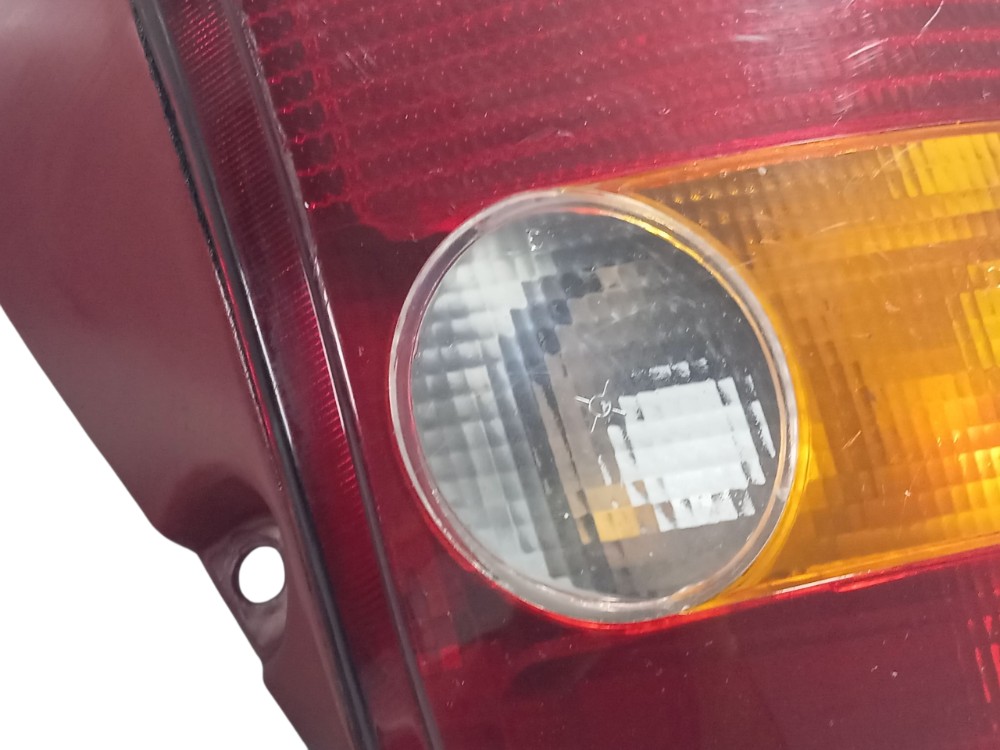 Lanterna Traseira Esquerda Fiat Palio Esquerdo/motorista Vermelho 3