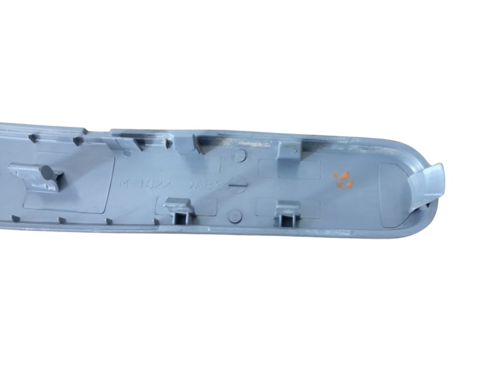 Moldura Puaxador Porta Traseira Fiat Uno Vivace 3