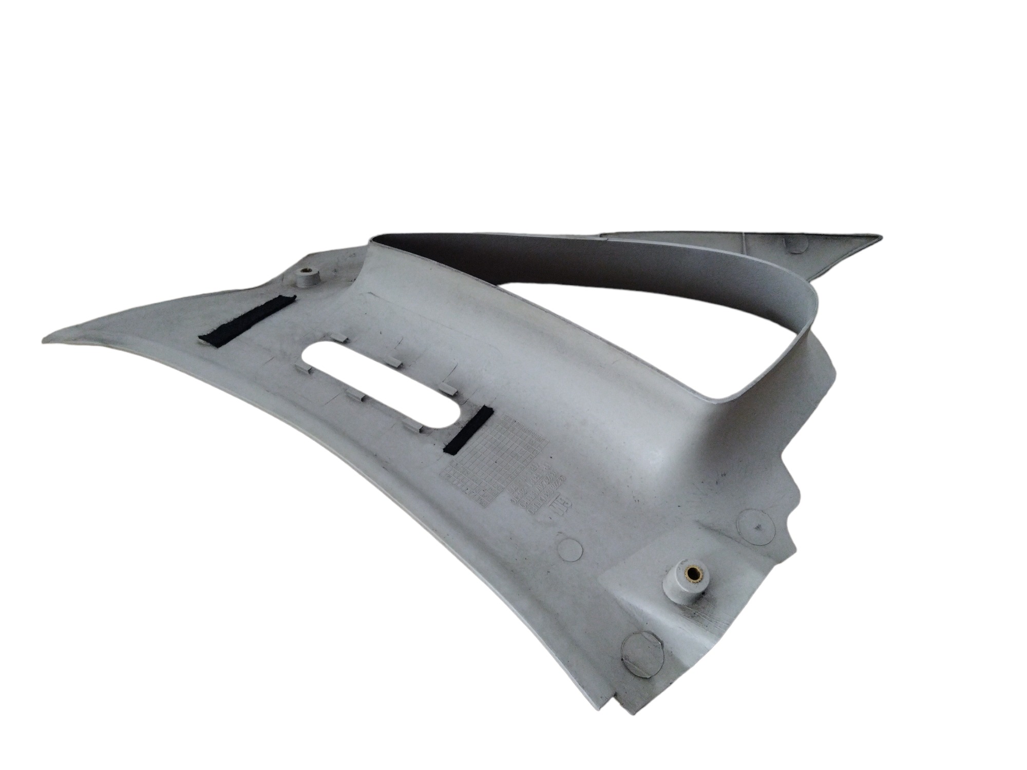 Moldura Coluna Traseira Esquerda Gm Corsa Classic 3