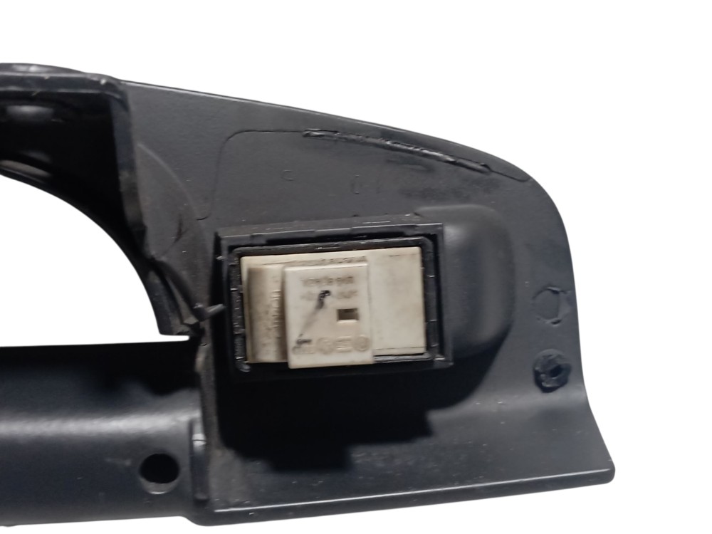 Acabamento Forro Porta Botão Vidro Dianteira Direita Vw Fox 7