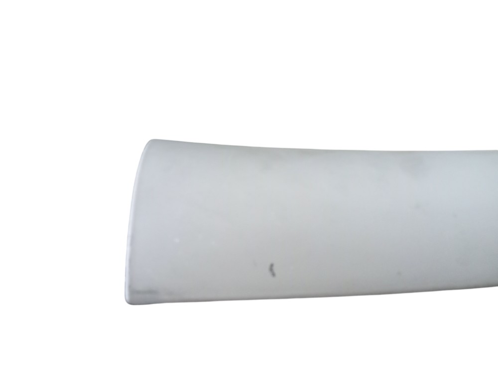 Moldura Coluna Direita Parabrisa Gm Corsa Wind Classic 5