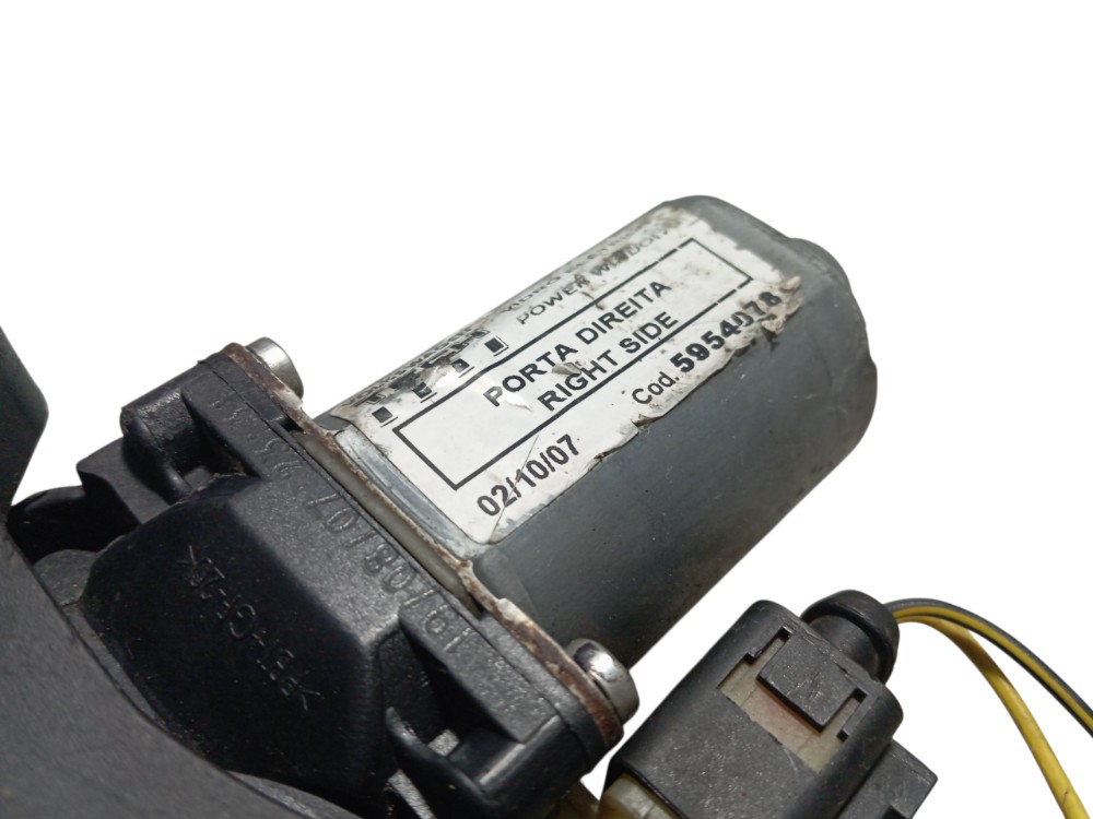 Máquina Vidro Dianteira Direita Vw Fox 5