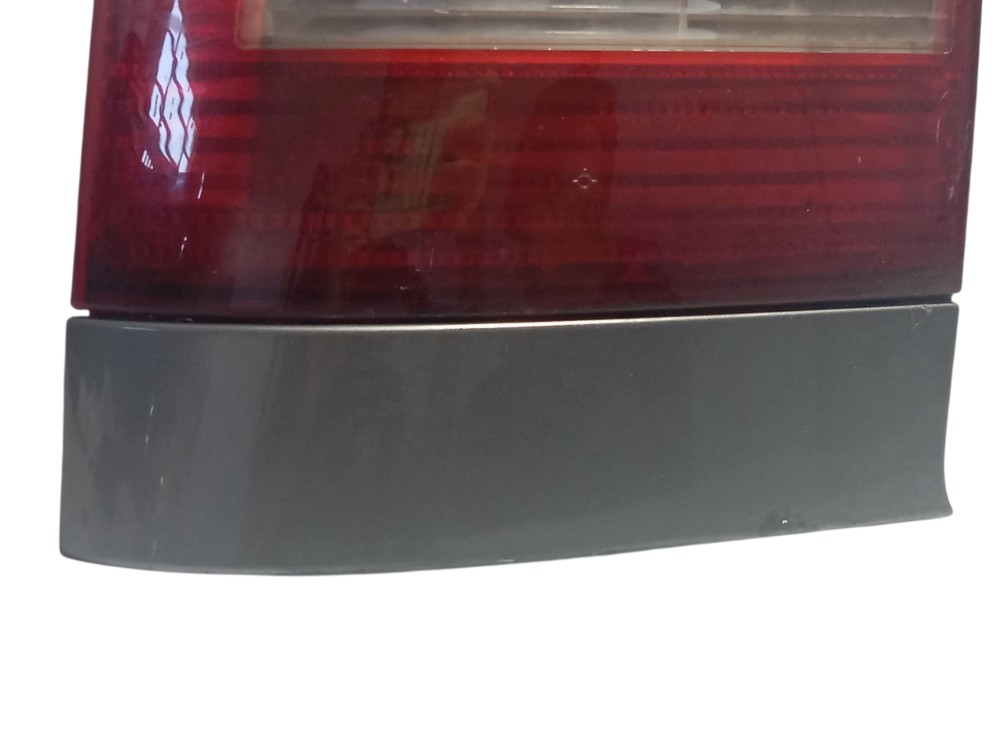 Lanterna Esquerdo Traseiro Bola G2 Vw Gol 1995 A 1999 Esquerdo/motorista Vermelho 3