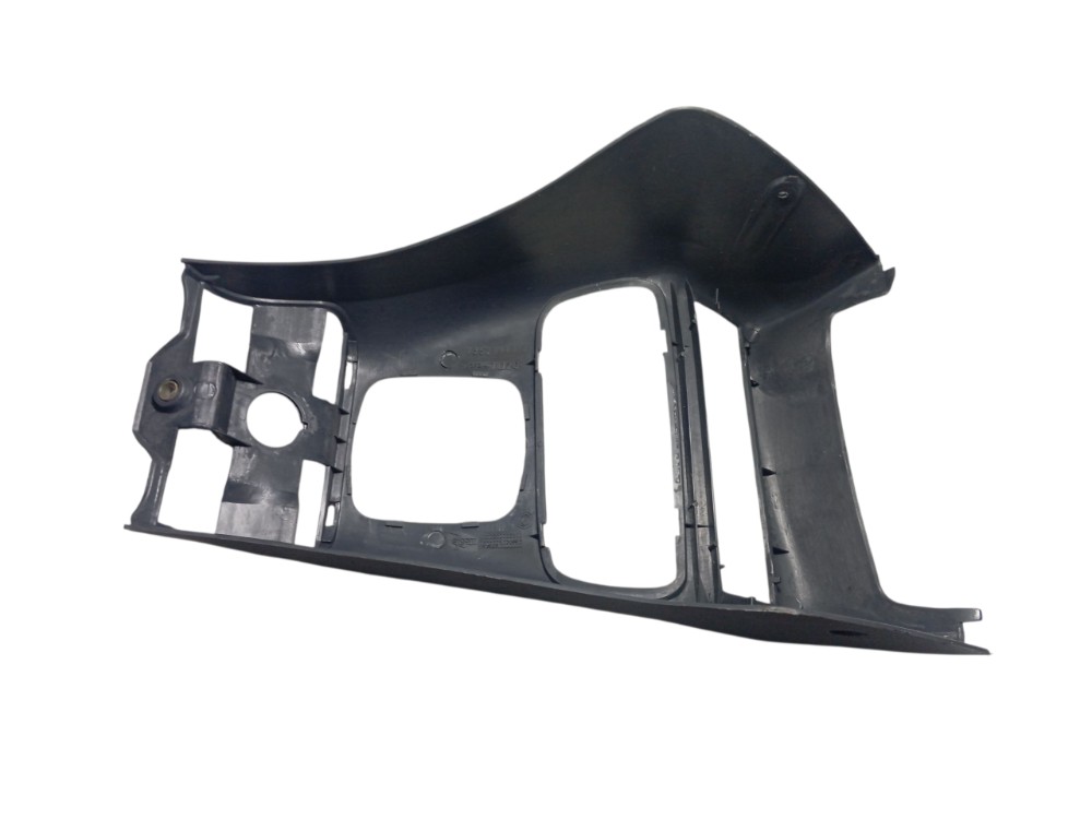 Console Central Tampa Elx Fiat Palio Strada 2001 A 2003 4