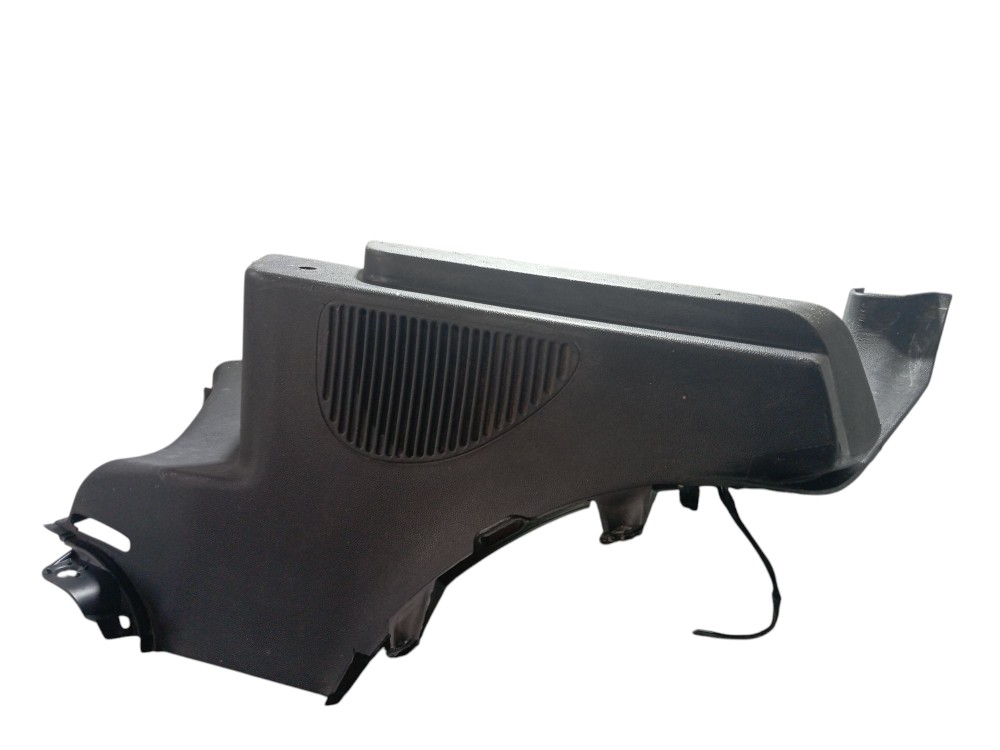 Suporte Bagagito Esquerdo Tampão Traseiro Gm Corsa 2003/ Preto 2
