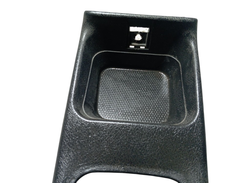 Console Central Moldura Dianteiro Gm Celta Corsa 2001 A 2012 3