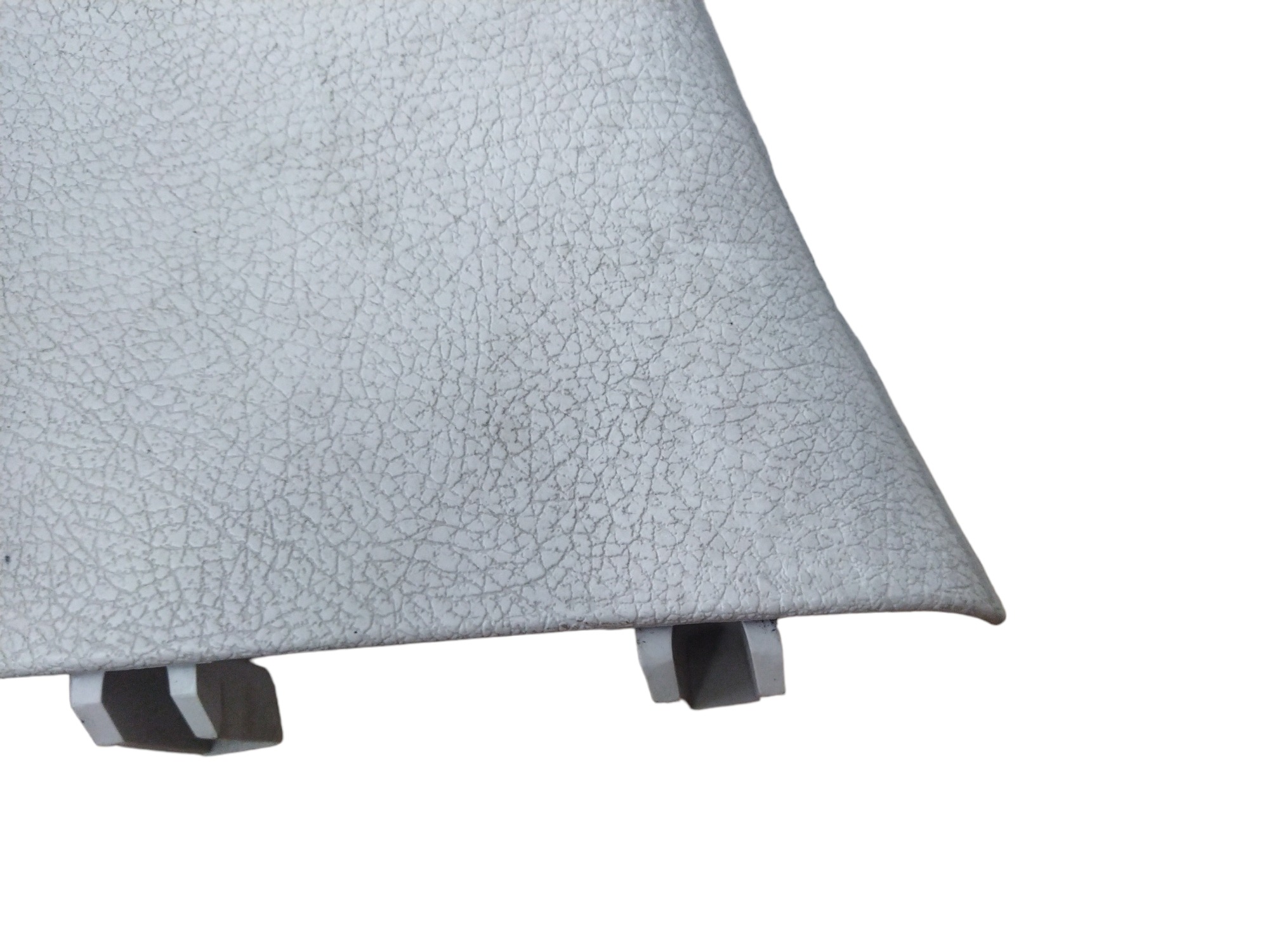 Suporte Tampão Porta Malas Esquerdo Peugeot 206 6