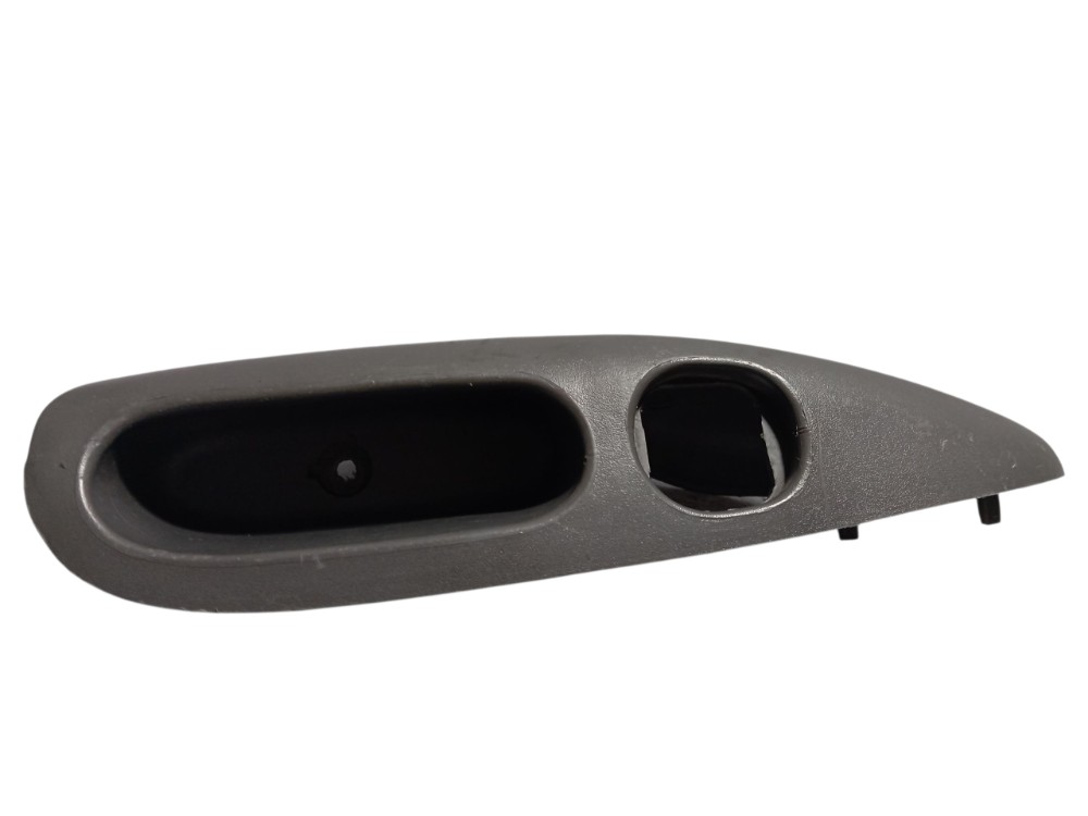 Puxador Porta Dianteira Direita Ford Fiesta Courier – Cinza 1