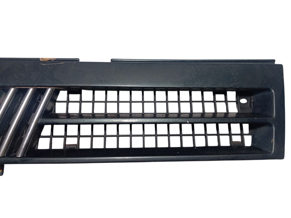 Grade Emblema Dianteira Fiat Uno Preto 6