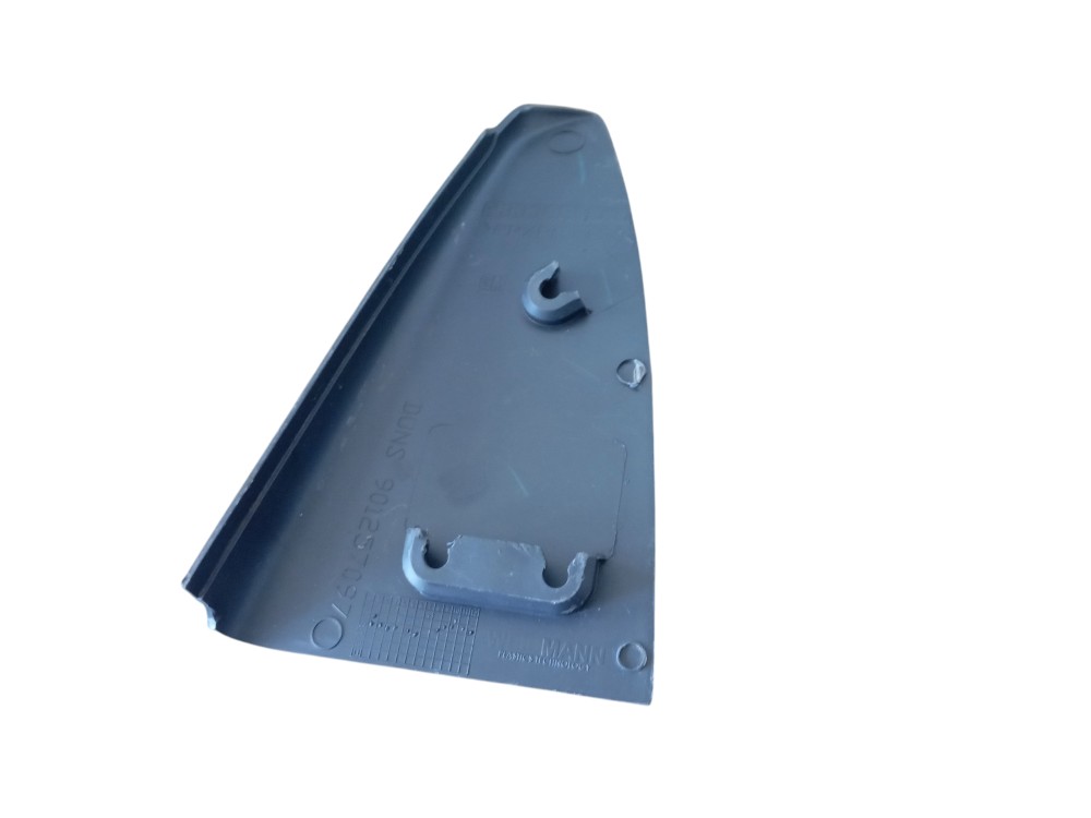 Moldura Porta Esquerda Gm Corsa 4