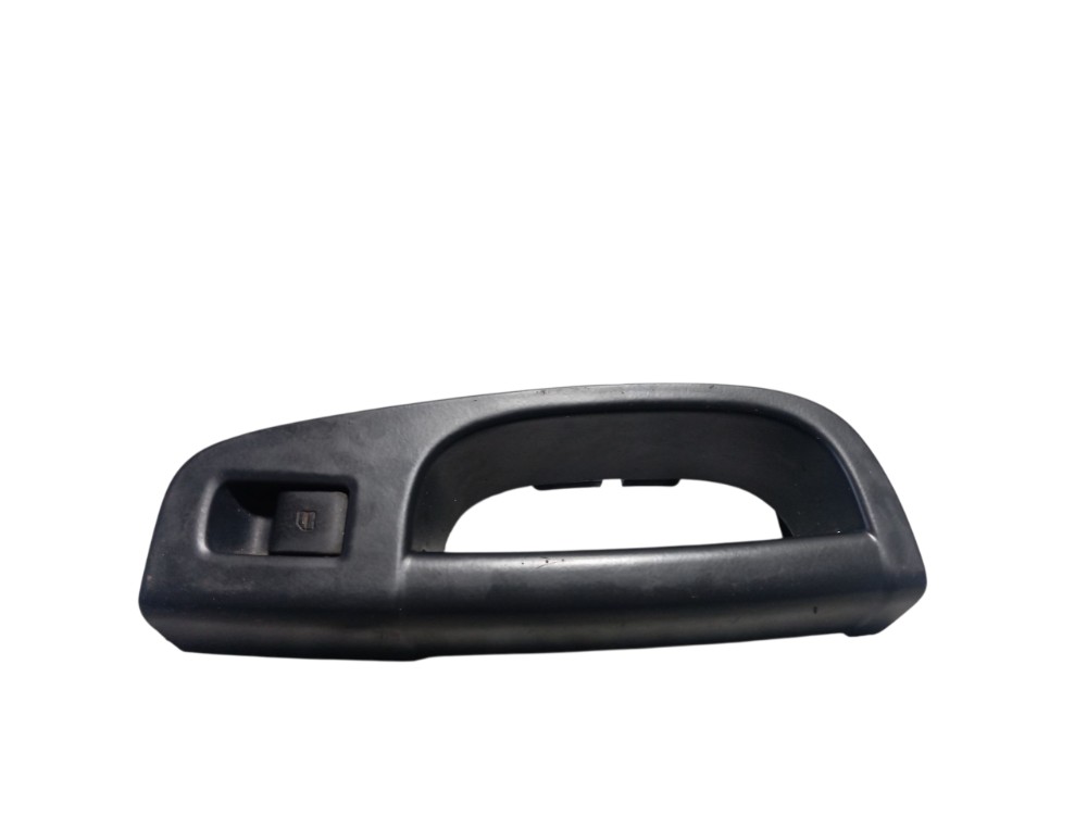 Acabamento Forro Porta Botão Vidro Dianteira Direita Vw Fox 4