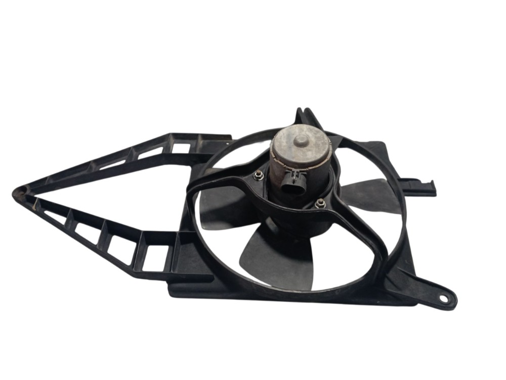Defletor Ventoinha Radiador Ar Gm Corsa 1994 A 2001 4
