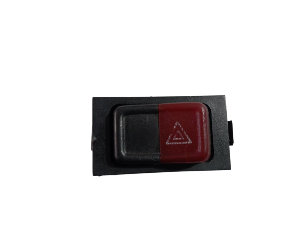 Botão Pisca Alerta Interruptor Cl Vw Gol Voyage 1984 A 1994 Preto 1