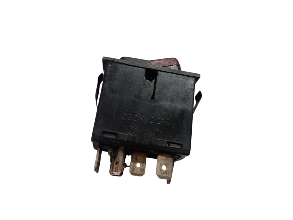 Botão Pisca Alerta Interruptor Cl Vw Gol Voyage 1984 A 1994 Preto 6