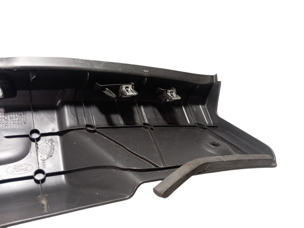 Soleira Porta-malas Ford Ka 2015 Preto 5