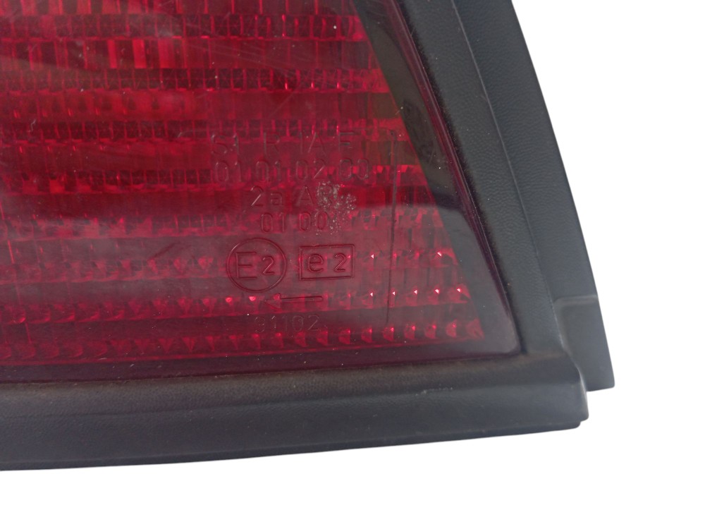Lanterna Traseira Esquerda Peugeot 306 Esquerdo/motorista Vermelho 3