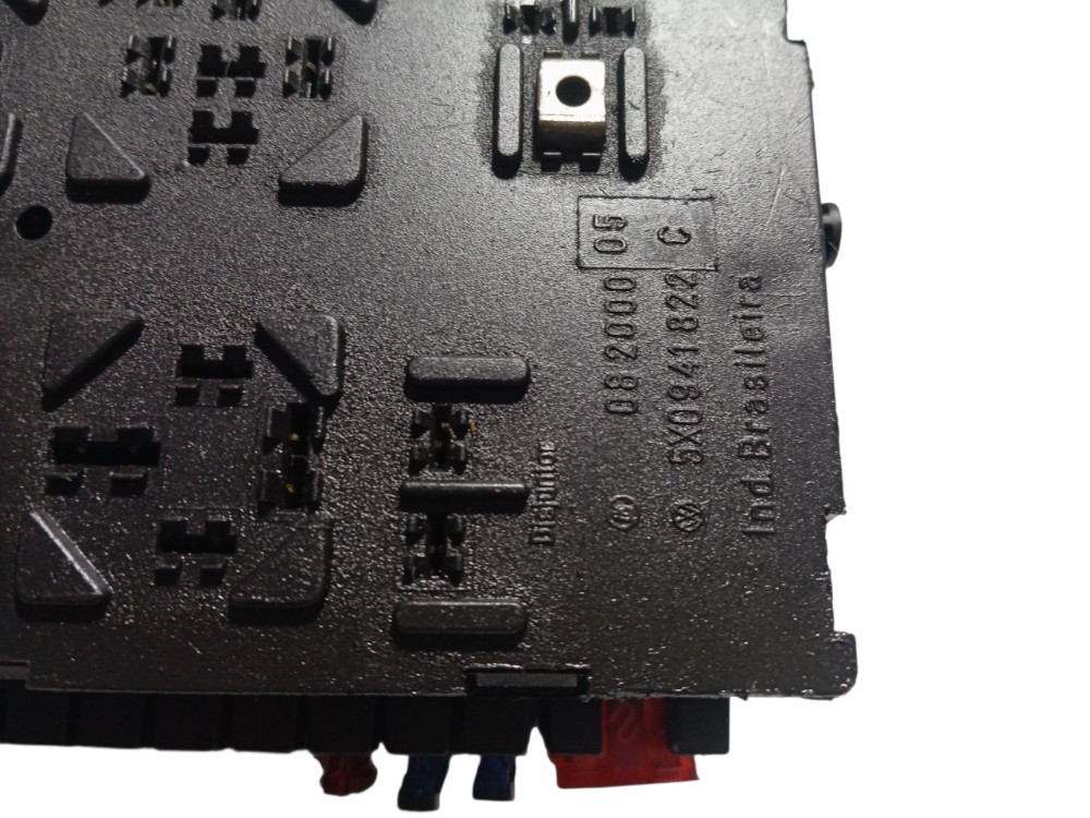 Caixa G3 Fusíveis Relê 1.0 G2 Vw Gol 7