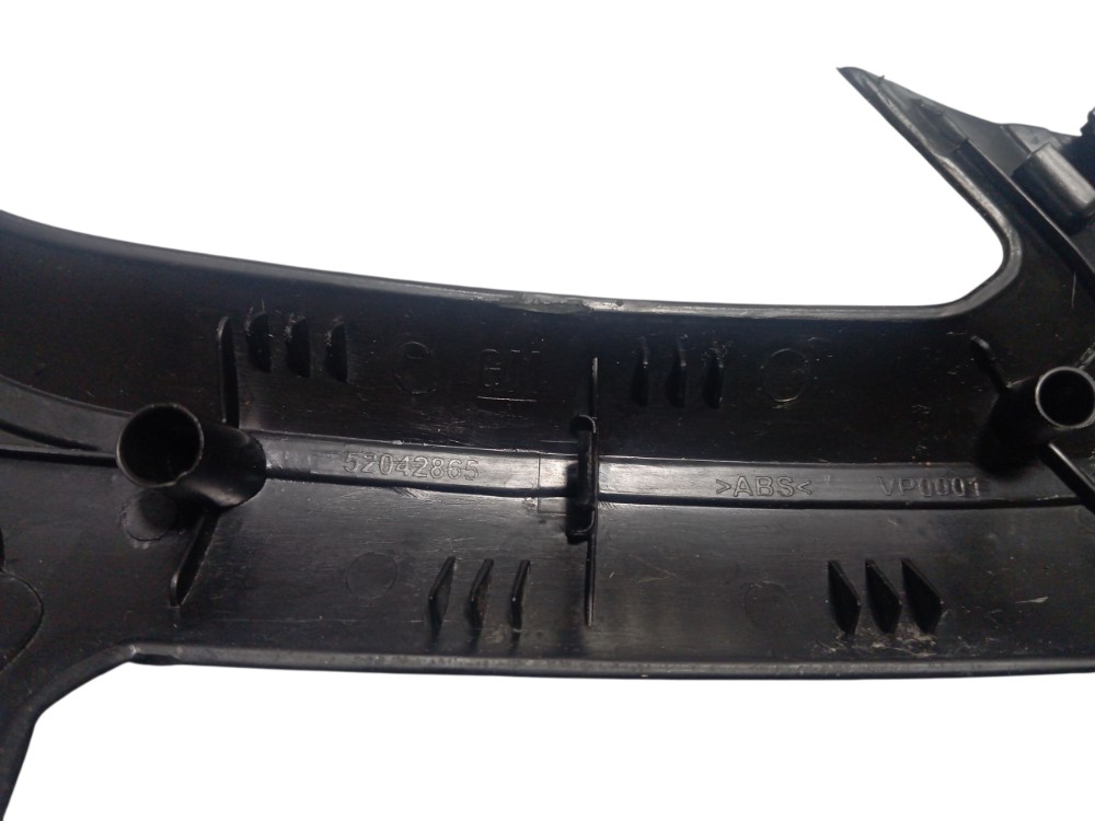 Moldura Puxador Porta Esquerda Gm Onix Prisma 6