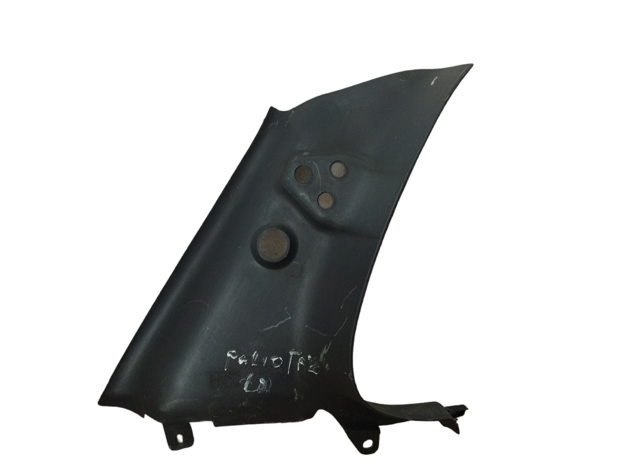 Moldura Coluna Traseira Direito Fiat Palio 4