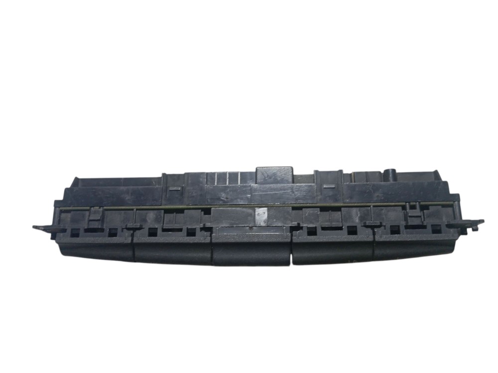 Comando Botao Farol Auxiliar Painel Central Fiat Brava 4