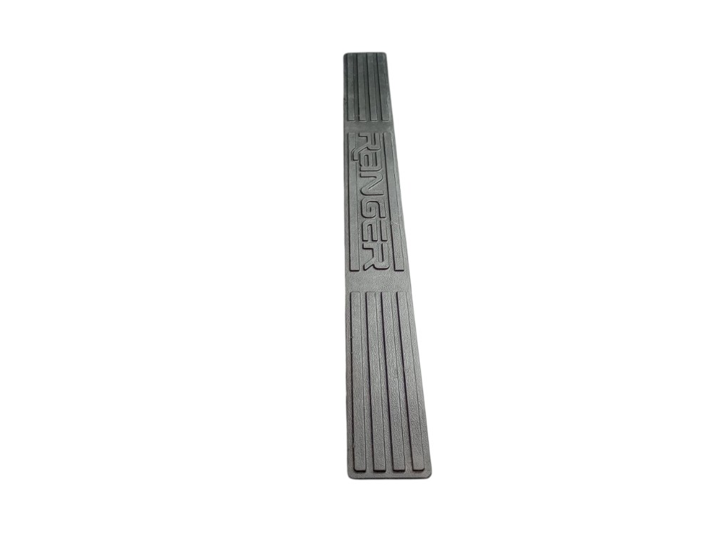 Soleira De Porta D.e Ford Ranger 2013 Preto 4