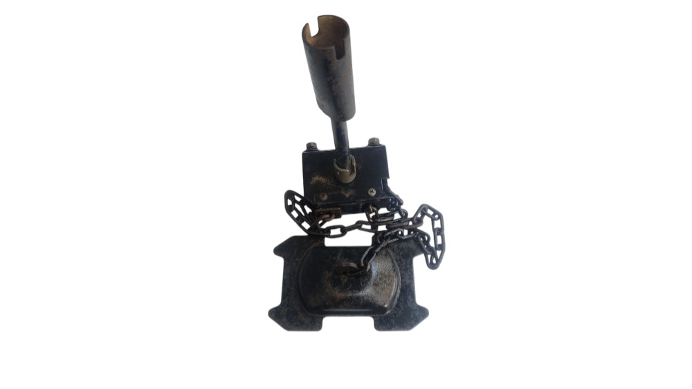 Catraca Suporte Estepe Triton 2010 2