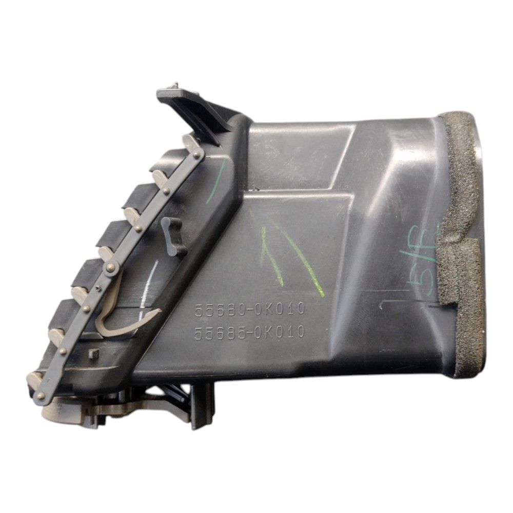 Difusor De Ar L.d Hilux Sw4 2009 Com Detalhe 3